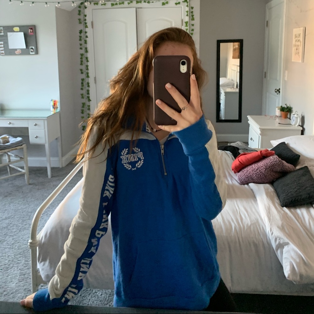 blue PINK sweatshirt